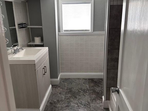 5th image of 1222 Spruce St