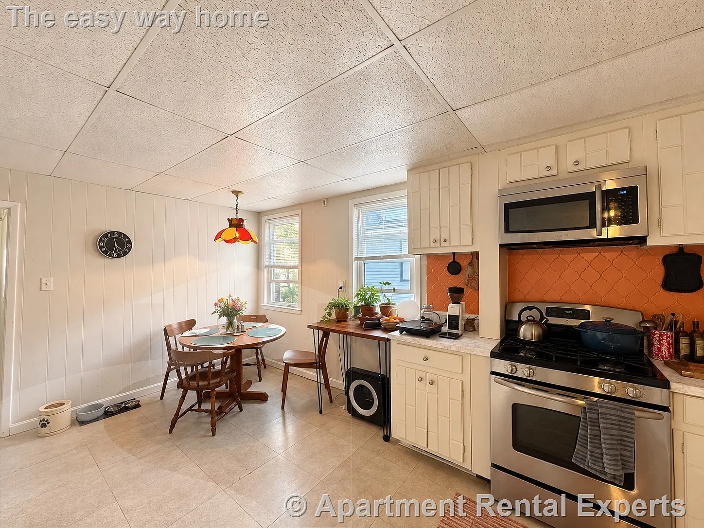 3 bed, 9999 sqft, $3,000 — Photo 3