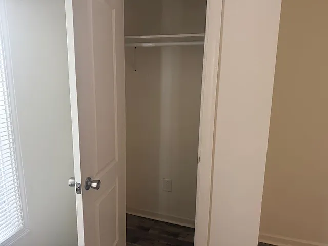 423 1st Ave #423 — Photo 9