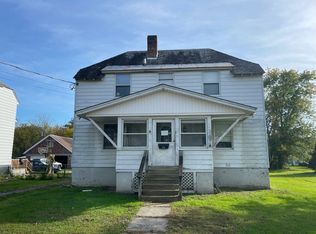 34 Champlain Ave #32, Whitehall, NY 12887