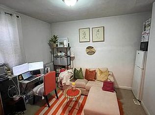 21-06 35th St #1A, Astoria, NY 11105