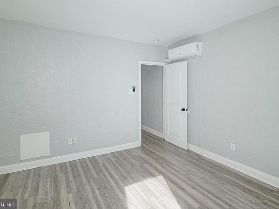4th image of 3858 Haverford Ave APT 1