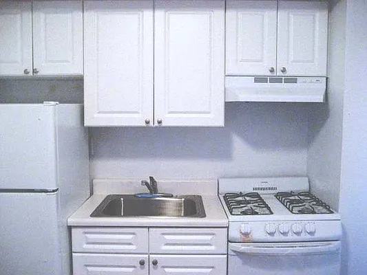 Rented by Goldfarb Properties | media 11