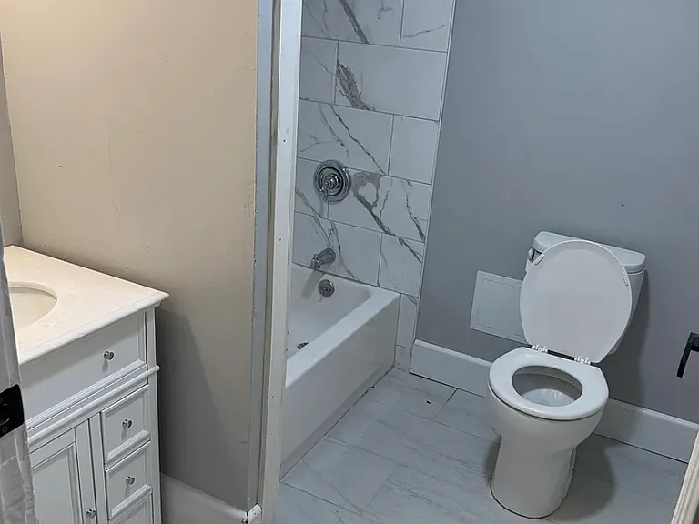 21 Whiting St #4 — Photo 4