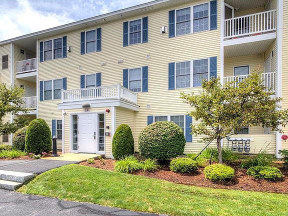 2nd image of 14 Crestview Circle #164