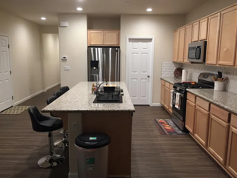 1955 Folsom Fair Cir #ROOM FOR RENT — Photo 10