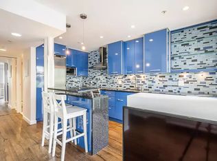 1554 Burnaby St #202, Vancouver, BC