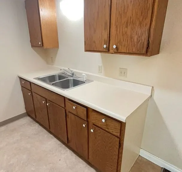 333 Custer Ave — Photo 11