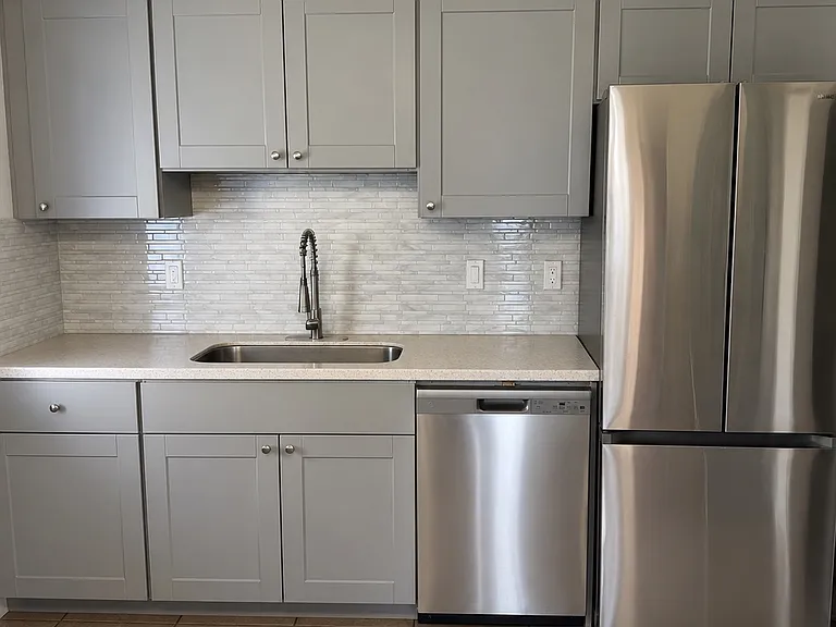 22350 SW Lee Dr — Photo 4