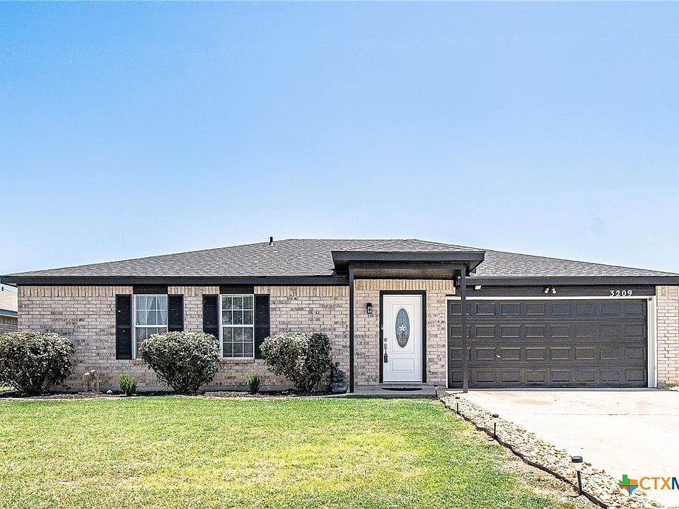 1st image of 3209 Tom Lockett Dr