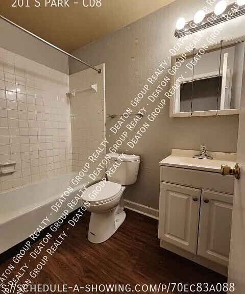 201 S Park St #C08 — Photo 8