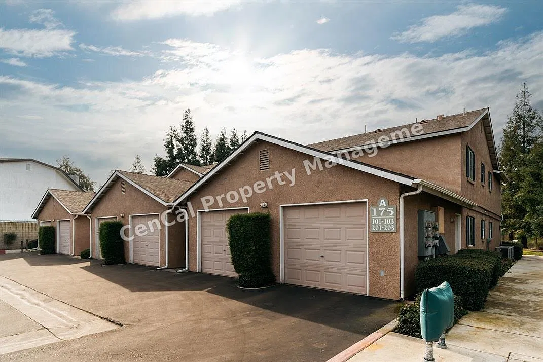 175 Pollasky Ave — Photo 3