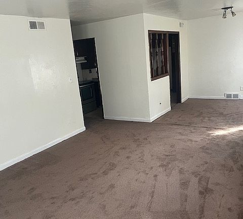 5th image of 1901 NE 52nd St