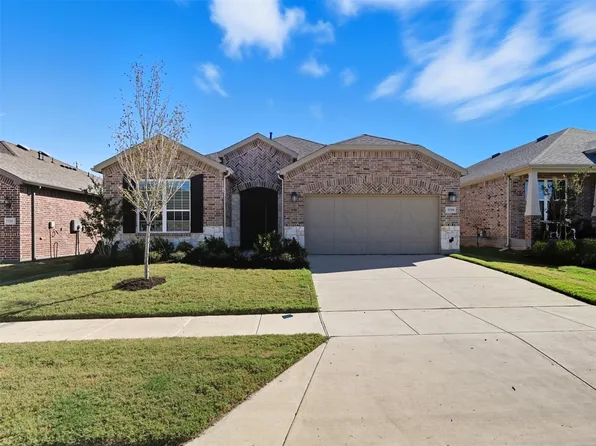 7728 Monument Dr, Aubrey, TX 76227
