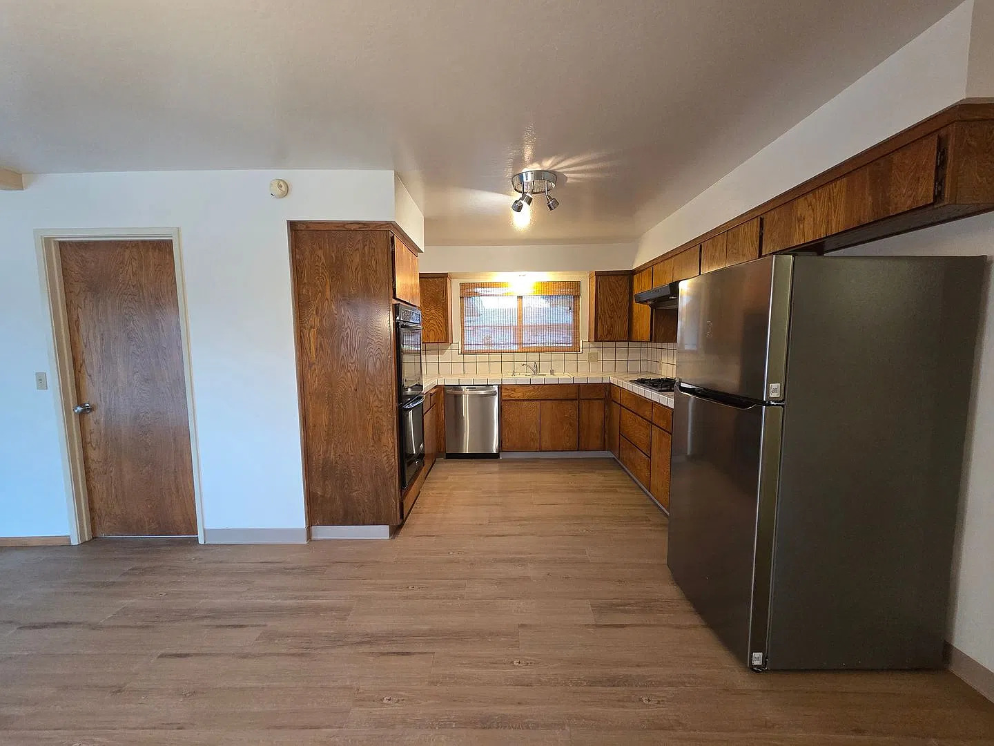 3 Bed / 2 Bath Home in Hollister with New Flooring and Paint Throughout — Photo 1