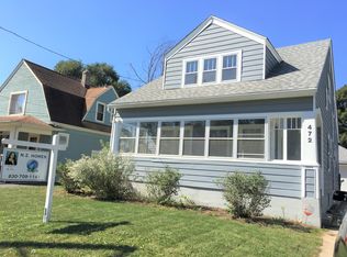 472 S Liberty St, Elgin, IL 60120