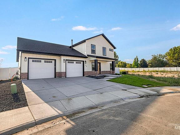 2nd image of 514 Full Moon Way