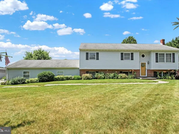 6189 Manheim Rd, Glenville, PA 17329