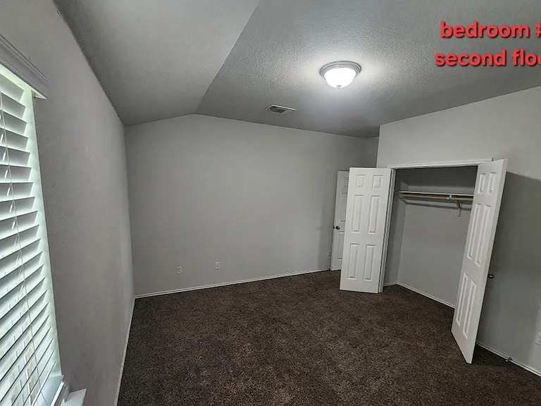 904 Garden Green Dr — Photo 13