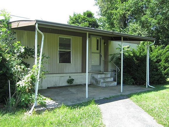 3rd image of 11510 Dundee Dr
