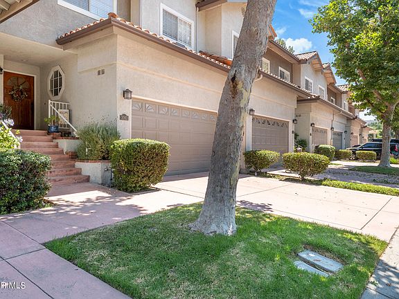 2nd image of 3063 E Hillcrest Dr