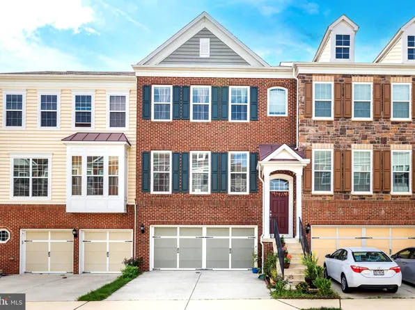 43543 Heritage Gap Ter, Chantilly, VA 20152
