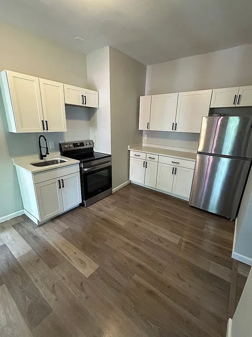 1 bed, $1,095 — Photo 1