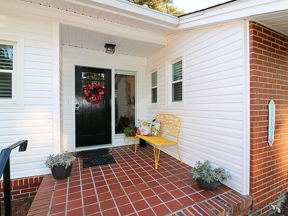 4th image of 1019 Hammond Dr