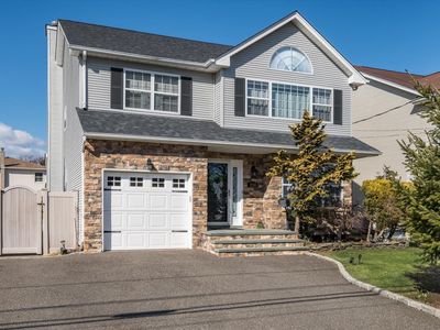 1590 Richard Avenue, Merrick, NY, 11566
