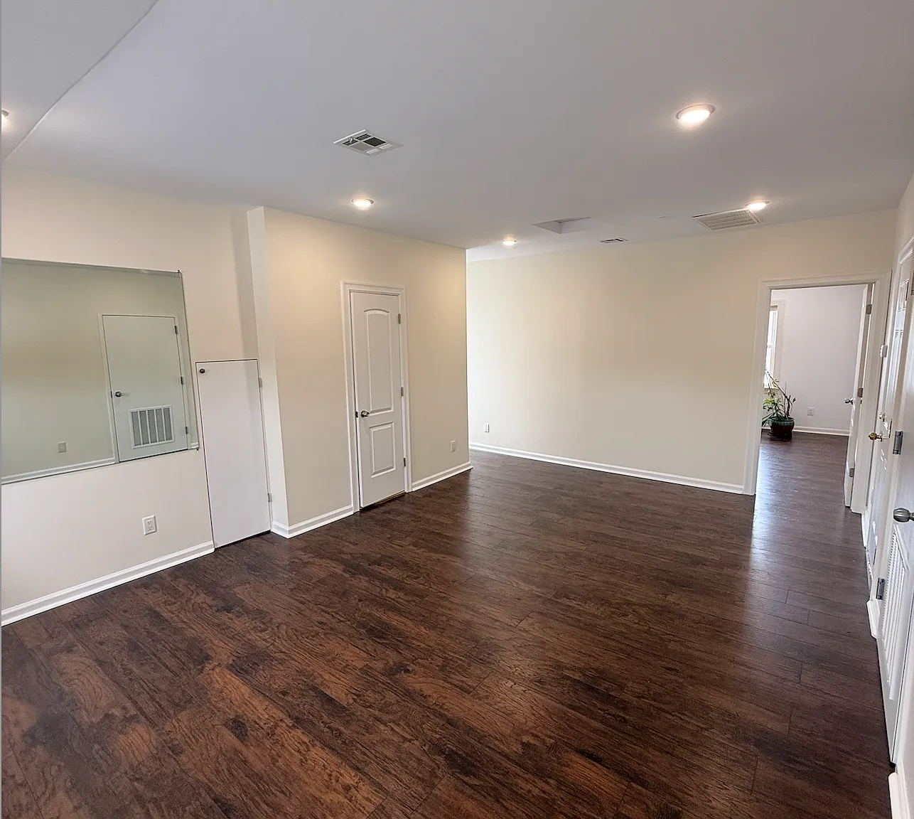 1 bed, $1,500 — Photo 2