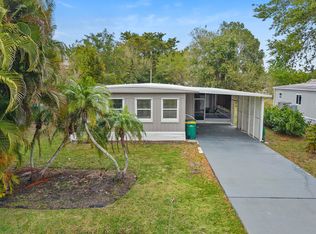851 Manatee Rd, Naples, FL 34114