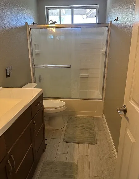 2nd bathroom