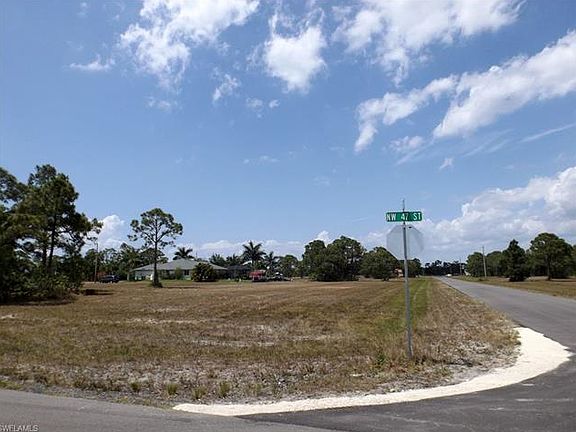 3rd image of 4700 NW 40th Ave