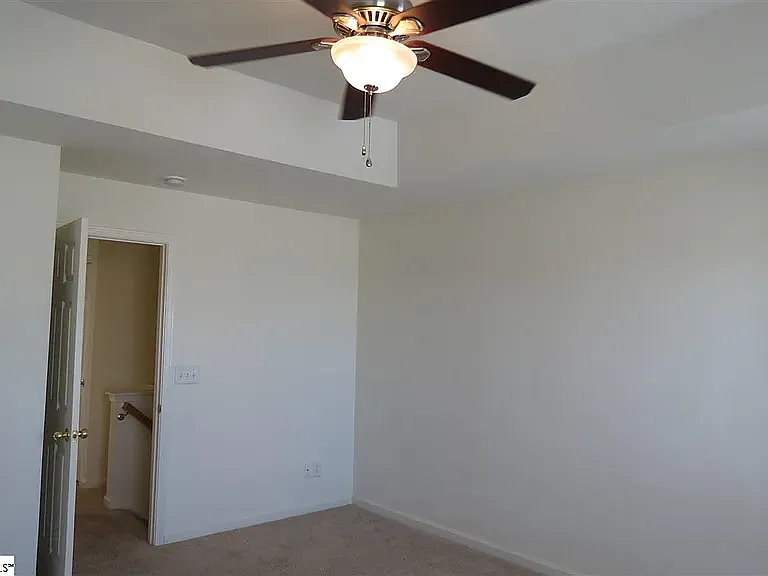 112 Auburn Top Ln — Photo 7