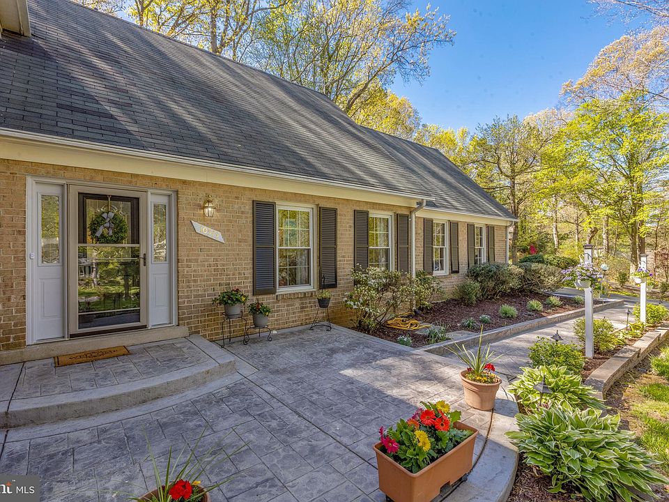 10513 Daysailer Dr, Fairfax Station, VA 22039 Zillow