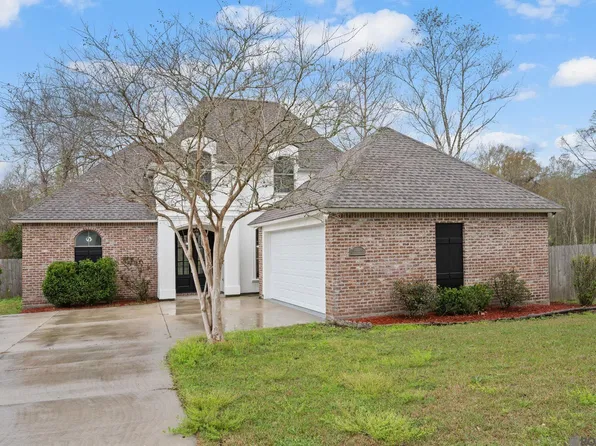 12289 River Highlands Dr, Saint Amant, LA 70774