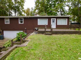 316 Whispering Oaks Dr, Groveland, IL 61535