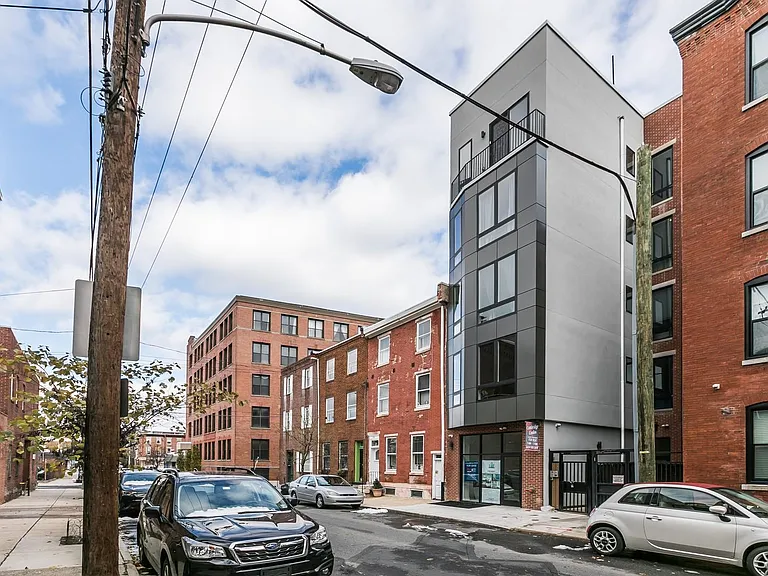 330 Cambridge St #2B — Photo 17