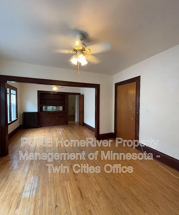 712 W 32nd St #2