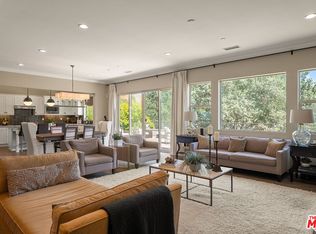 4964 Hydepark Dr, Agoura Hills, CA 91301