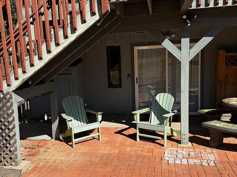 2730 Azalea Ave — Photo 1