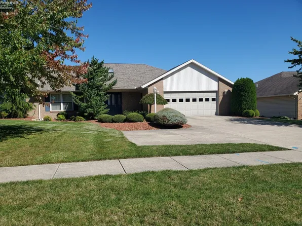 111 Leonard St, Willard, OH 44890
