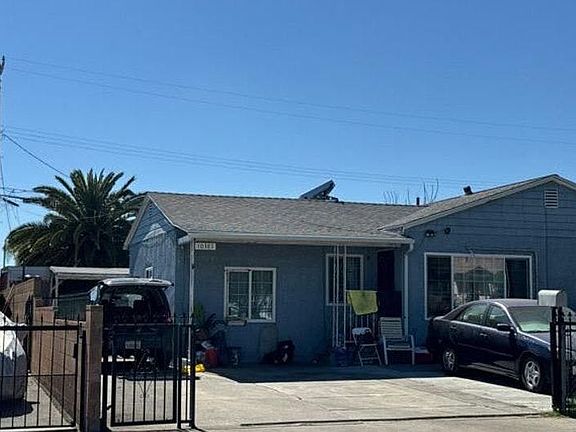 3rd image of 10381 Vena Ave