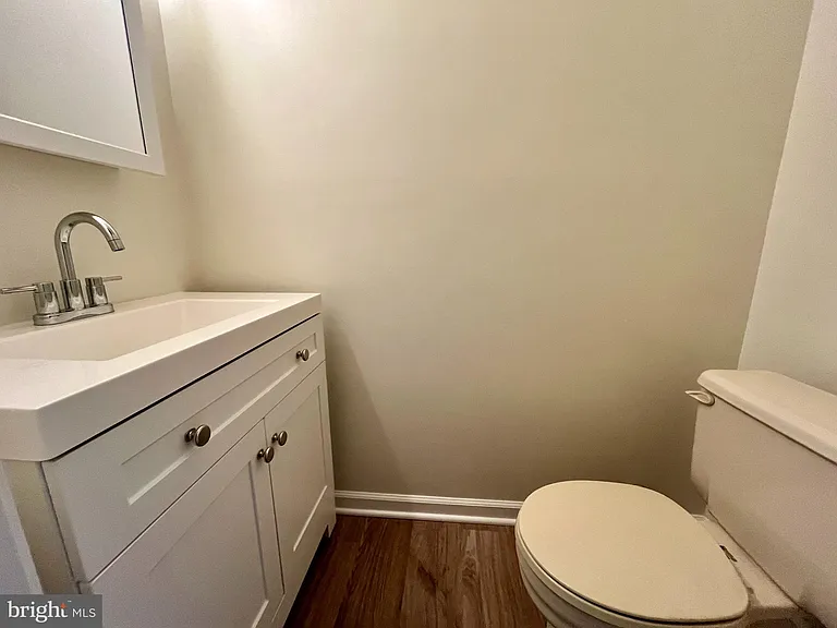 8421 McKenzie Cir — Photo 14
