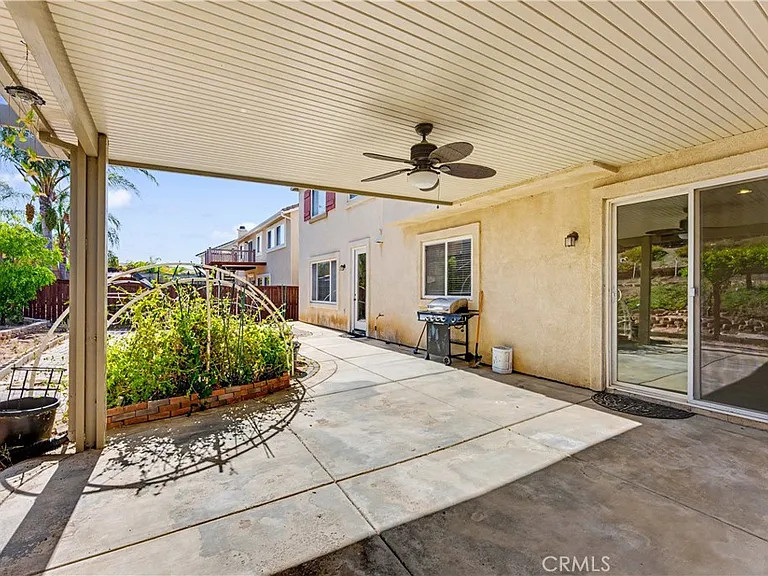 29535 Hyperion St — Photo 36
