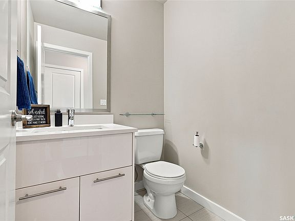 5th image of 410 Ledingham Way #203
