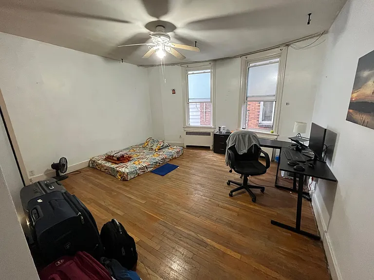 5808 Hobart St #1 — Photo 5