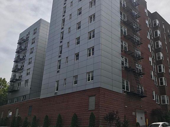 2nd image of 36 Hamilton Ave APT 5R