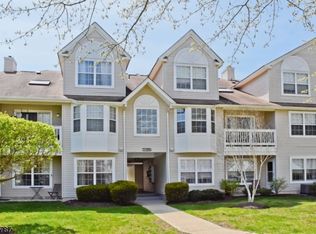 25 Loch Ln, Ledgewood, NJ 07852