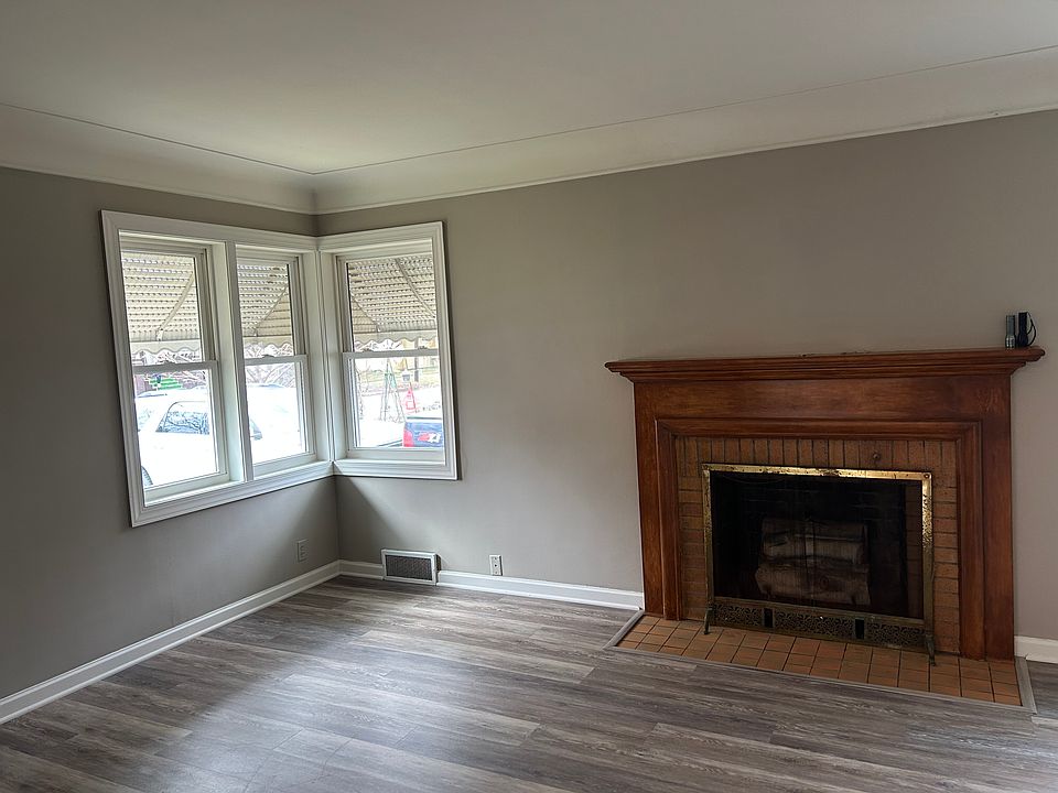 1st image of 1718 Mershon St